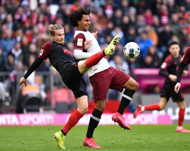 im电游平台-奥格斯堡遭遇人员伤病潮，主帅疑难处理