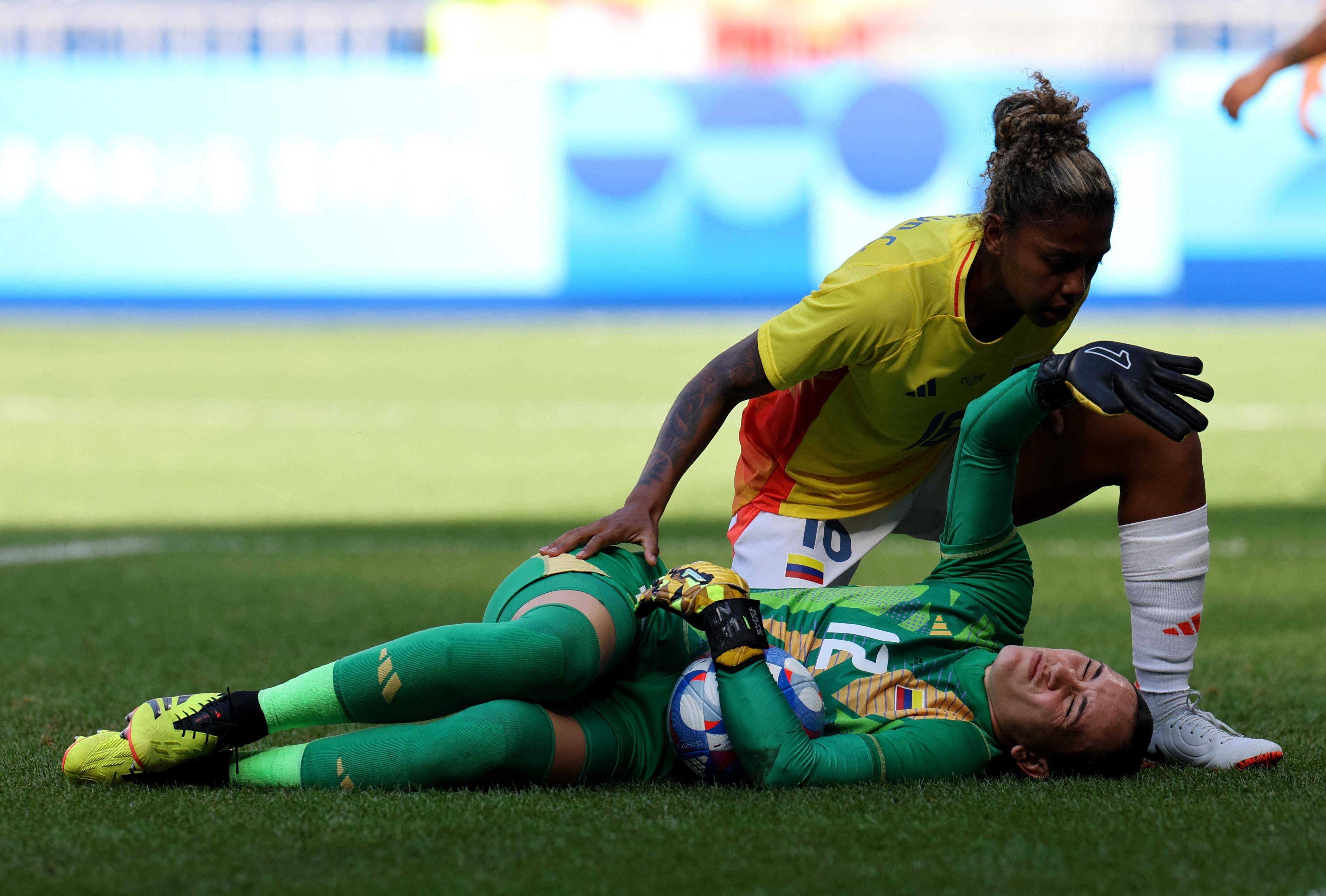 澳大利亚女足队长因伤退出比赛的简单介绍