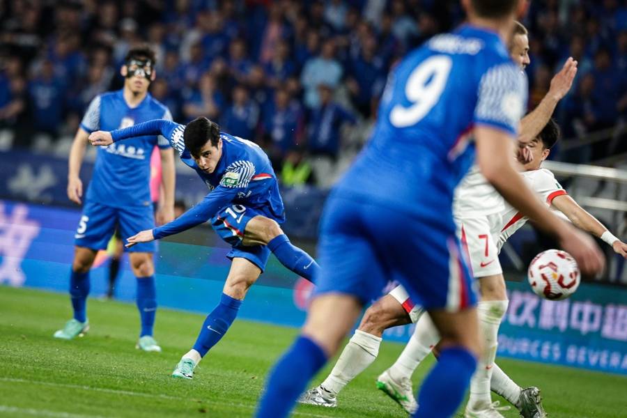 上海申花客场比分0:3失利,教练组面临压力的简单介绍 上海申花客场比分0:3失利,教练组面临压力的简单介绍