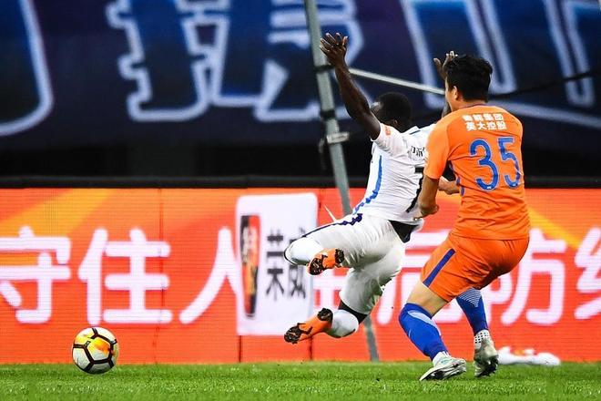 im电竞下载-山东鲁能战平攀升积分榜，助力争夺年度冠军