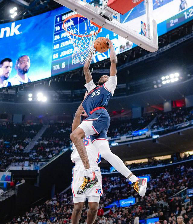 快船击败76人,莱纳德砍下35分 快船击败76人,莱纳德砍下35分