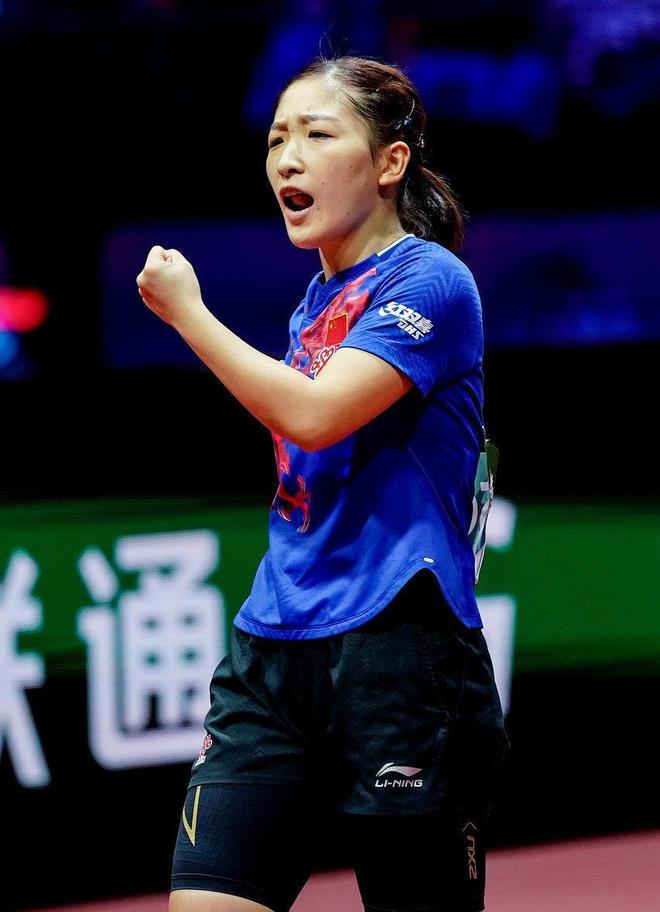 塞内加尔拳击选手势不可挡，夺冠成功