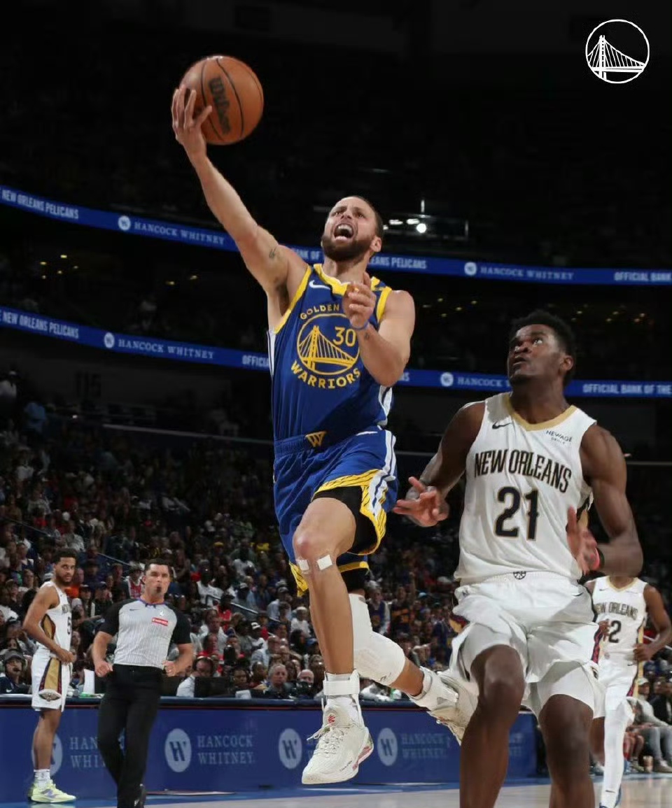 NBA西部决赛：勇士队连胜稳固领先优势