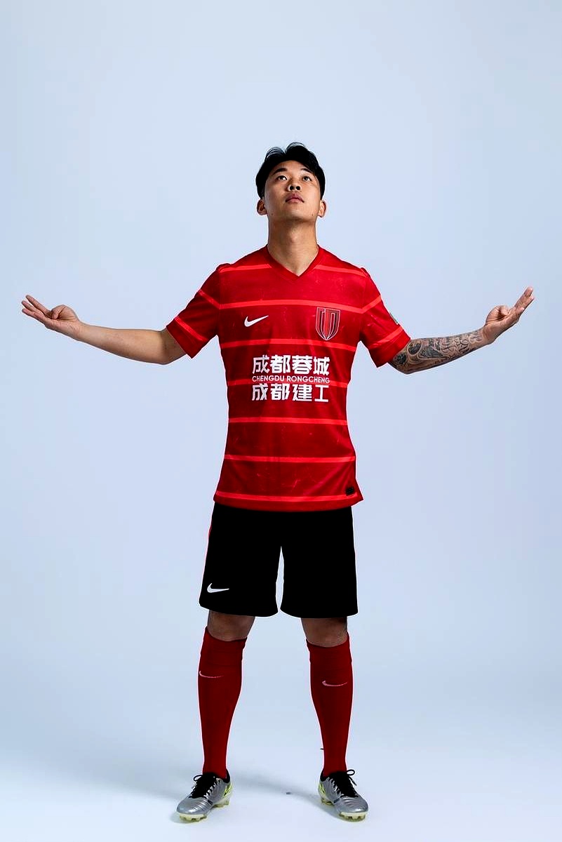 恒大客场大胜，孔卡梅开二度成最佳射手